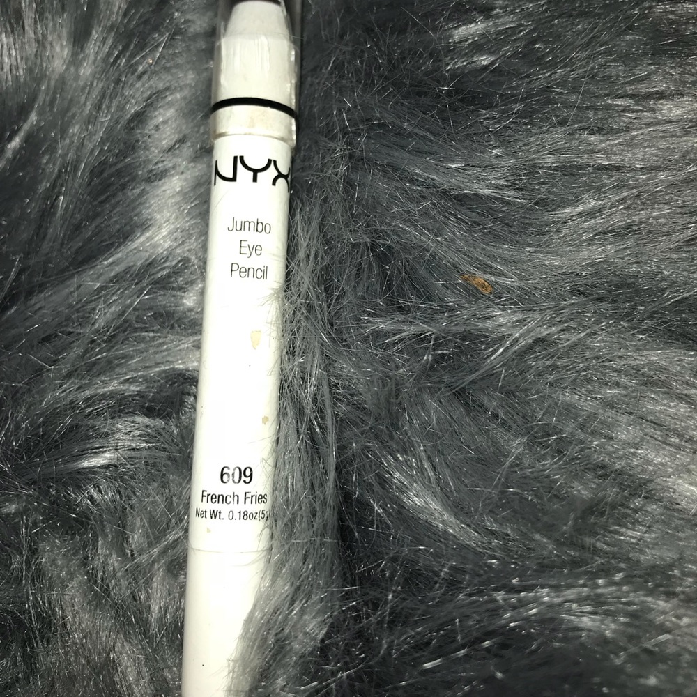 NYX eye pencil